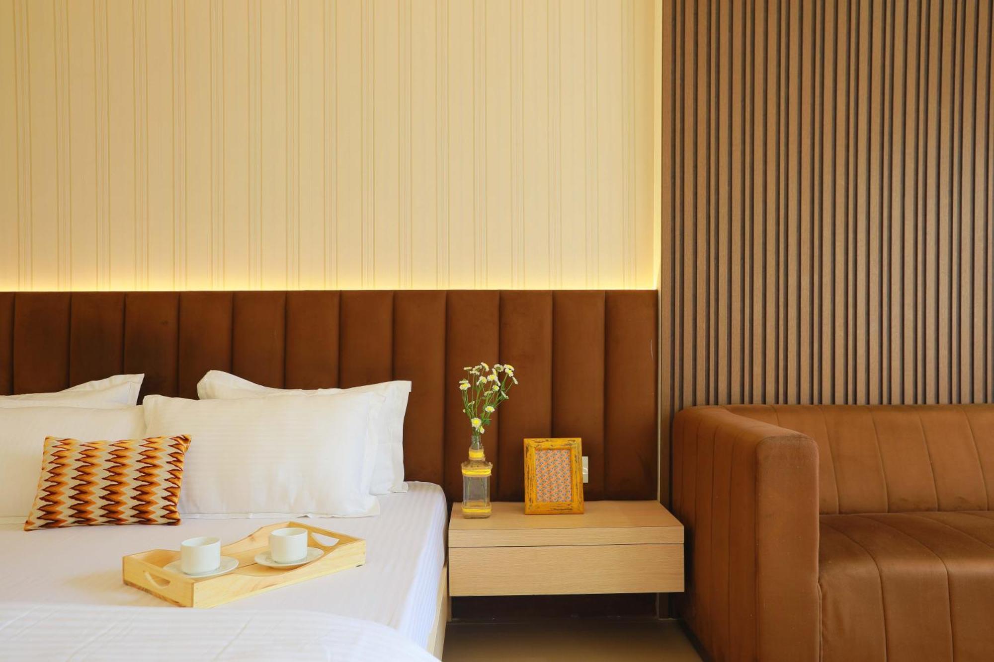 Hotel 16 Delhi  Buitenkant foto